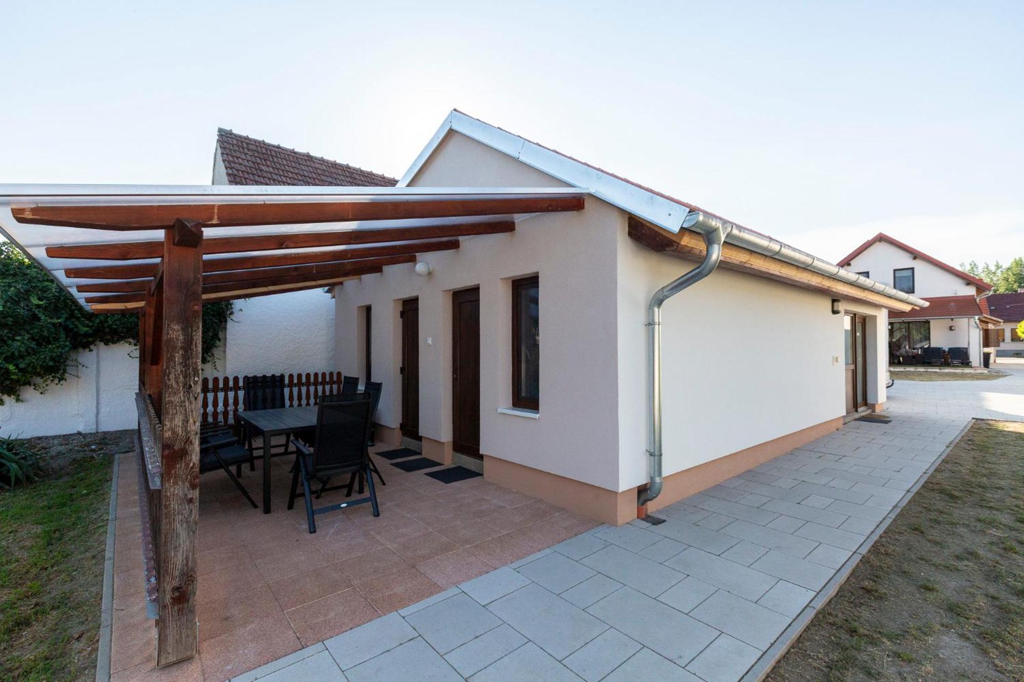 Park Apartman Sarrod Exterior foto